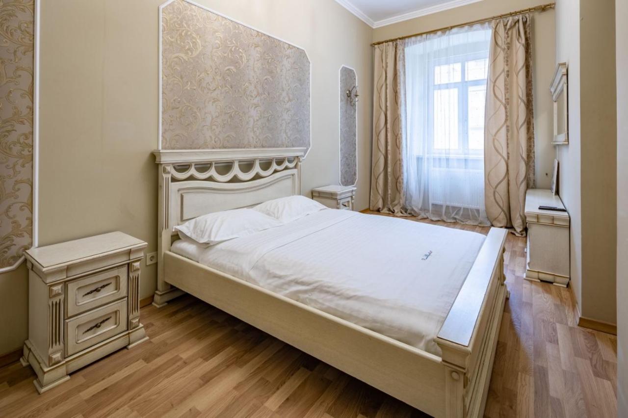 Romari Сербська 9 Appartement Lviv Buitenkant foto