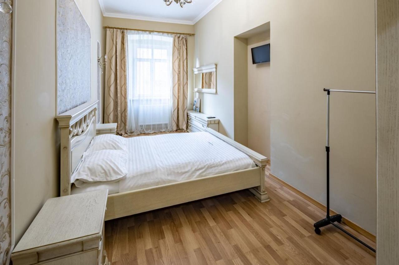 Romari Сербська 9 Appartement Lviv Buitenkant foto