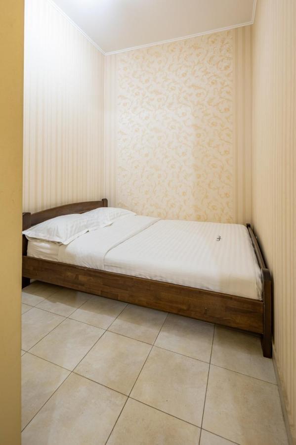 Romari Сербська 9 Appartement Lviv Buitenkant foto