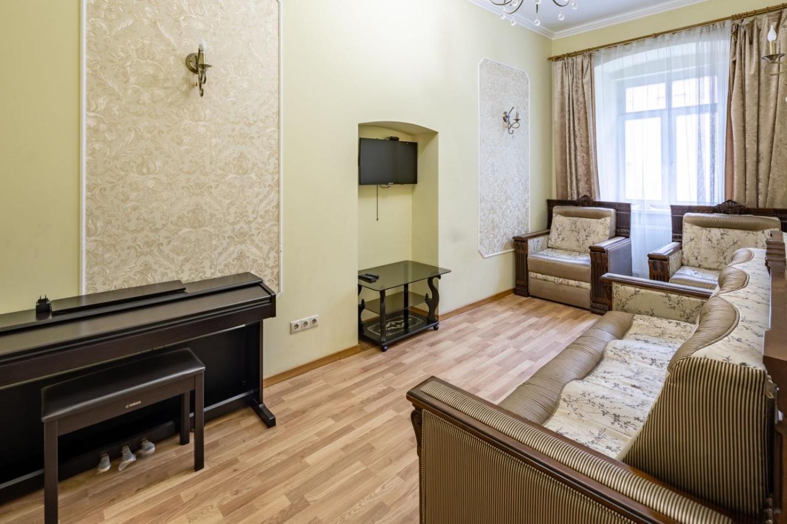 Romari Сербська 9 Appartement Lviv Buitenkant foto